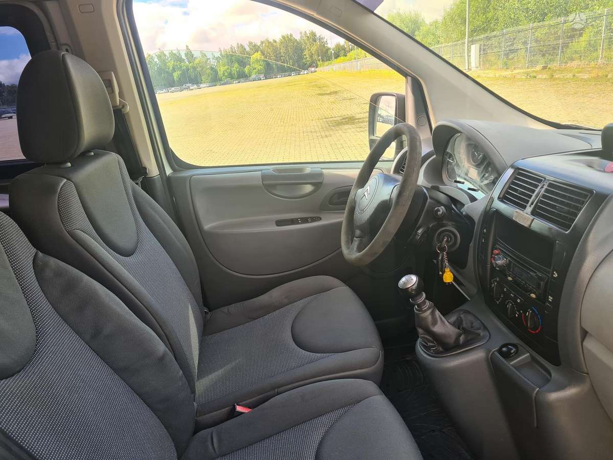 Citroen Jumpy, 2.0 l., passenger minibus