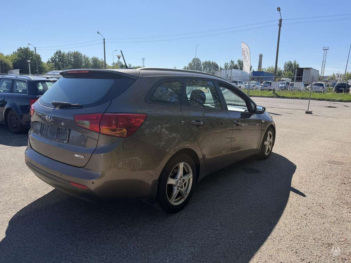 Kia Ceed, 1.6 l., universalas