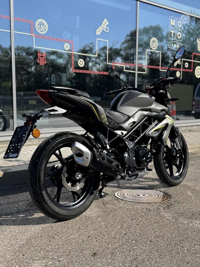 Benelli 125 125cc, street / classic
