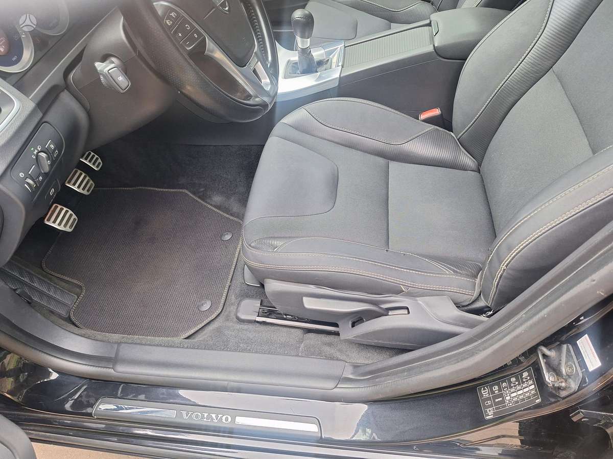 Volvo V60, 2.0 l., wagon