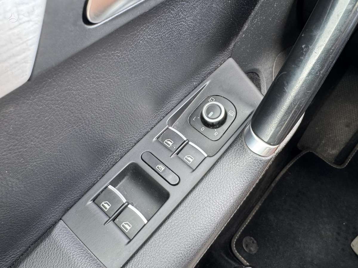 Volkswagen Passat, 2.0 l., Универсал