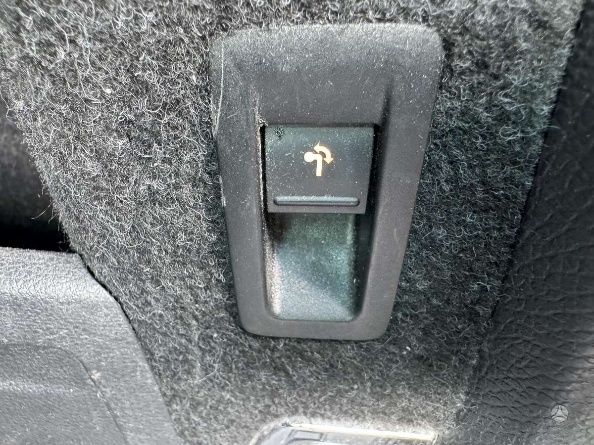 Volkswagen Passat, 2.0 l., Универсал