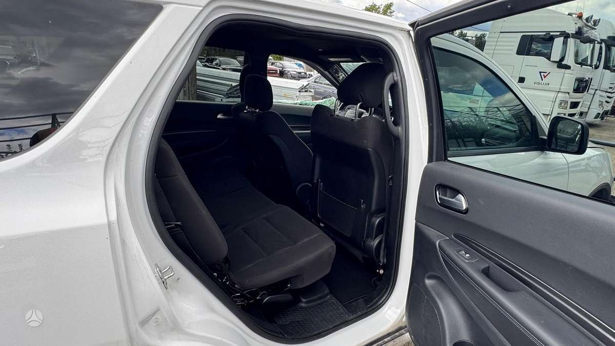Dodge Durango, 5.7 l., off-road / crossover