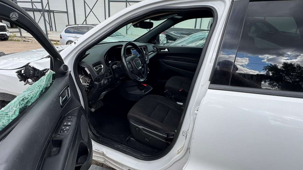 Dodge Durango, 5.7 l., off-road / crossover