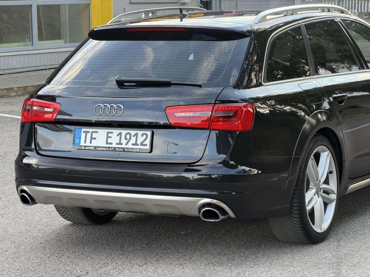 Audi A6 allroad, 3.0 l., Универсал
