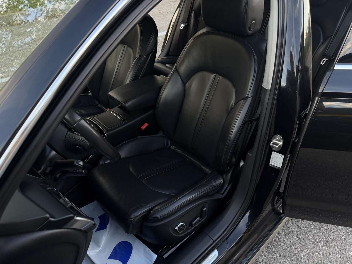 Audi A6 allroad, 3.0 l., Универсал