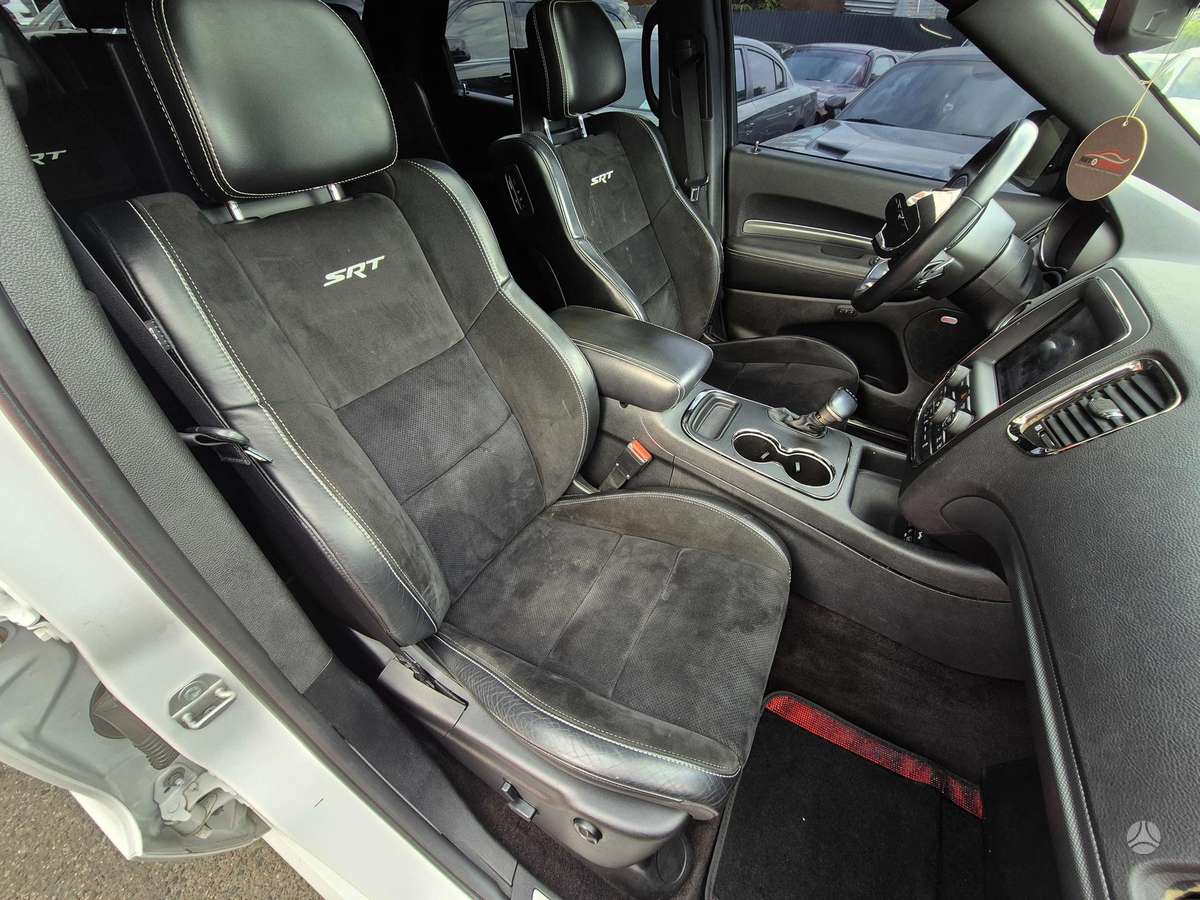 Dodge Durango, 6.4 l., off-road / crossover