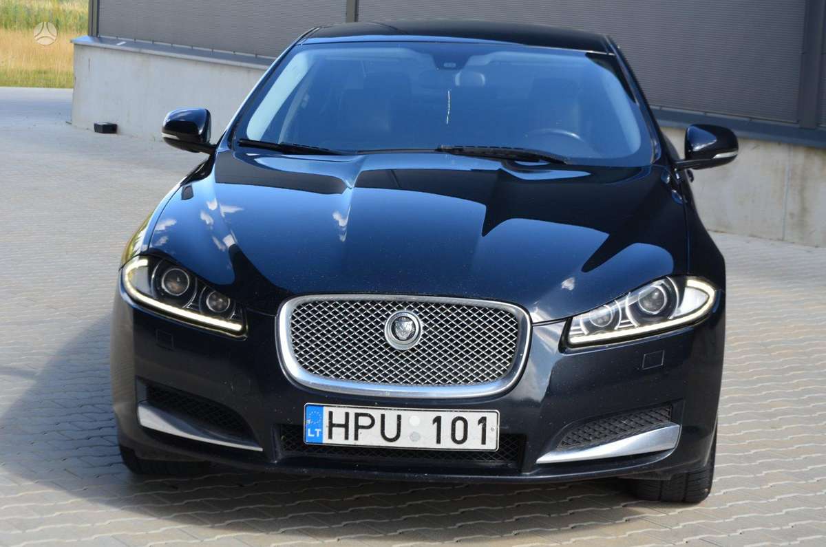 Jaguar XF, 2.2 l., Седан