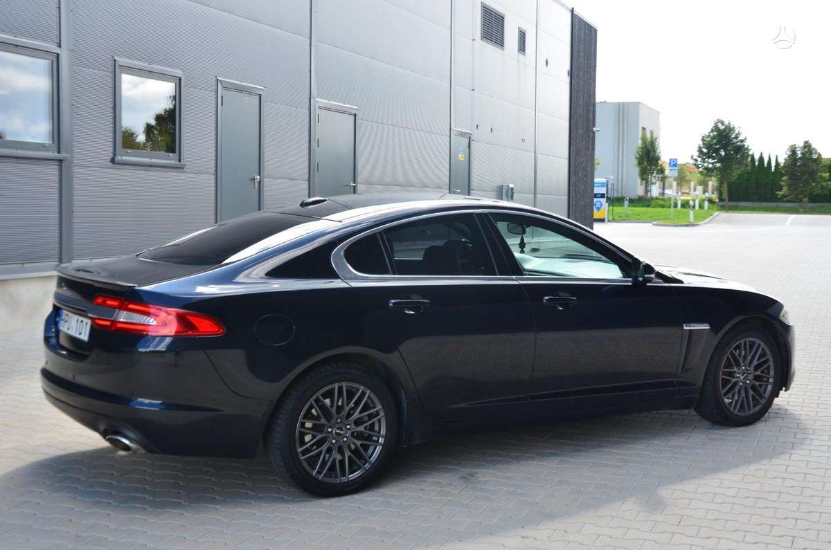 Jaguar XF, 2.2 l., Седан