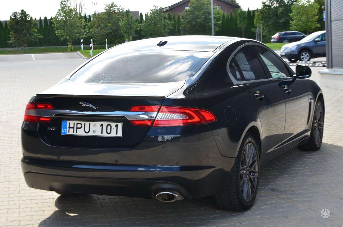 Jaguar XF, 2.2 l., Седан