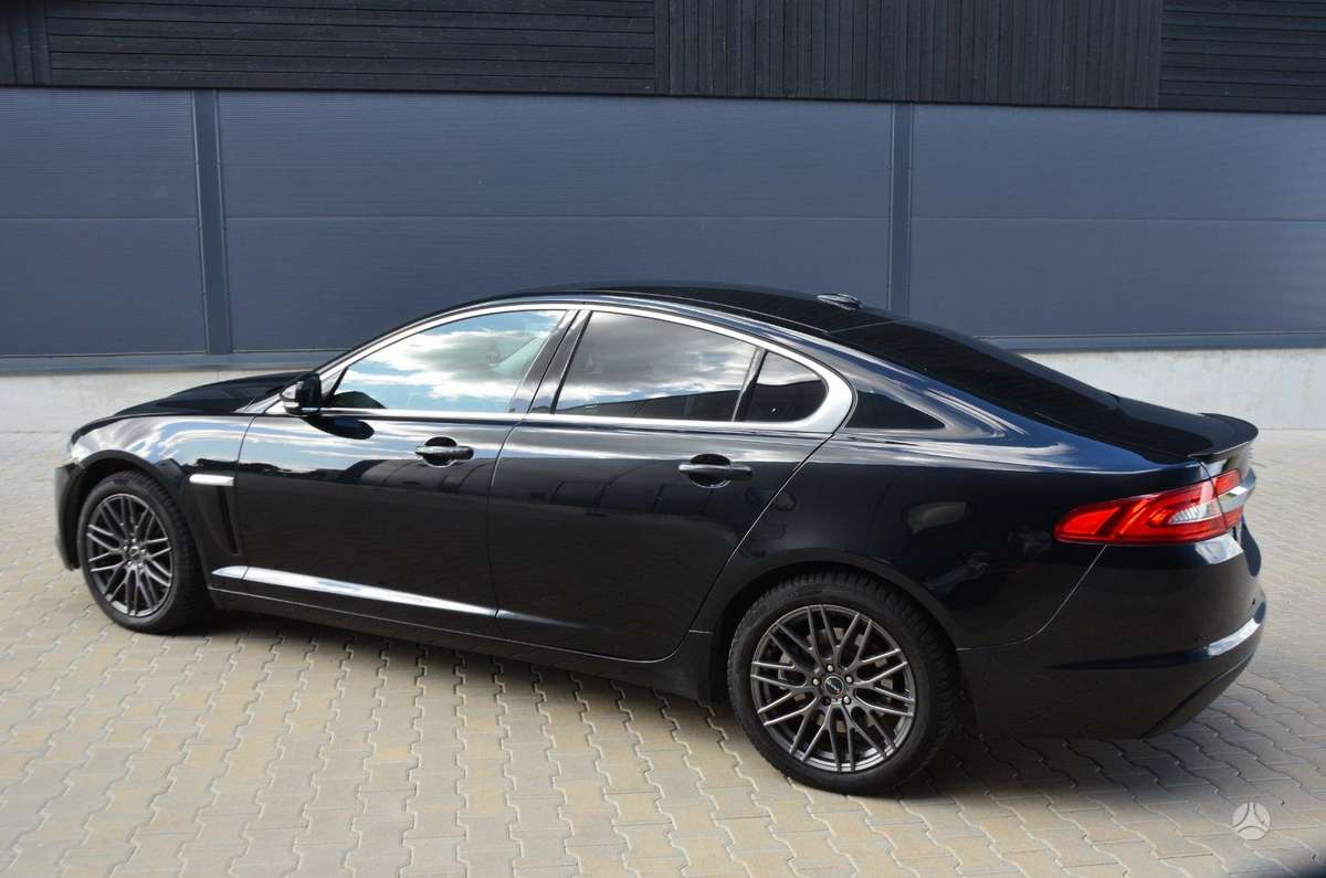 Jaguar XF, 2.2 l., Седан