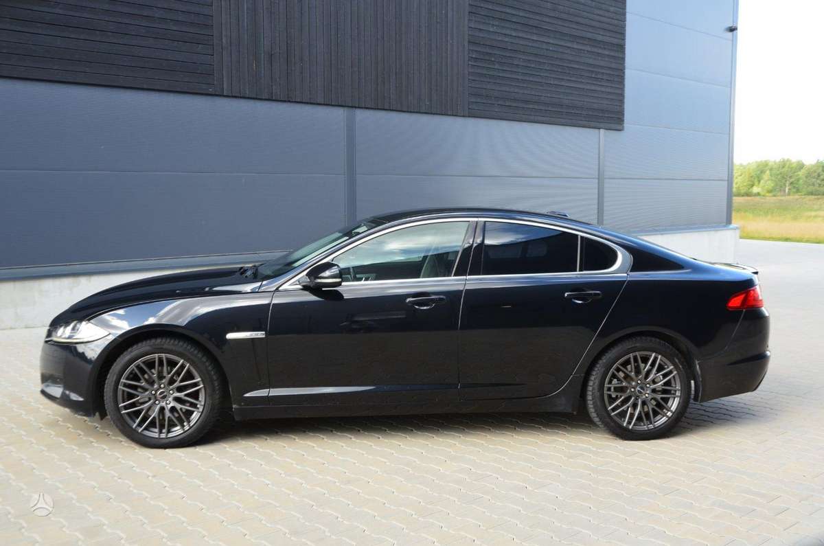 Jaguar XF, 2.2 l., Седан