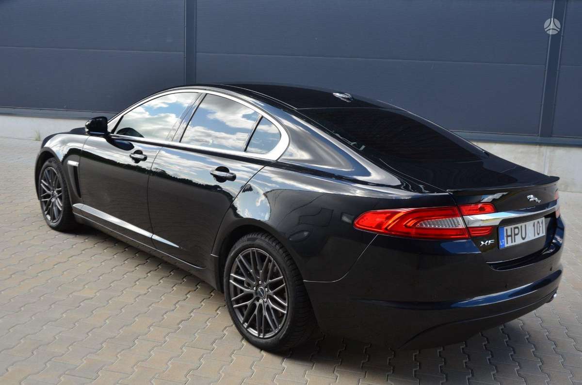 Jaguar XF, 2.2 l., Седан