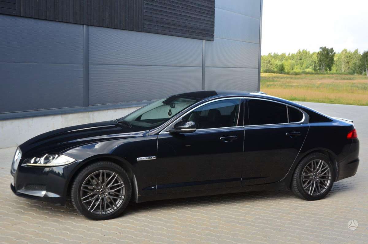 Jaguar XF, 2.2 l., Седан