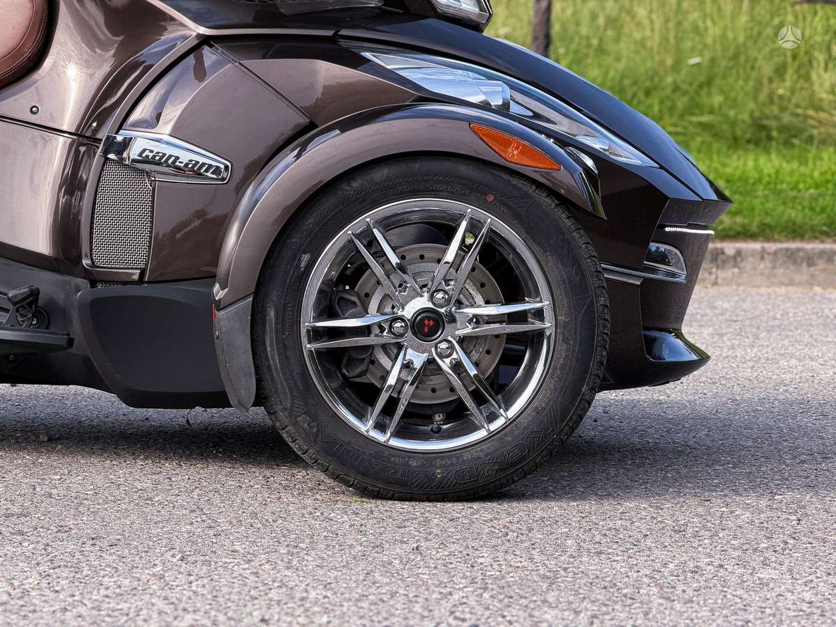 Can-Am Spyder 1000cc, trikes