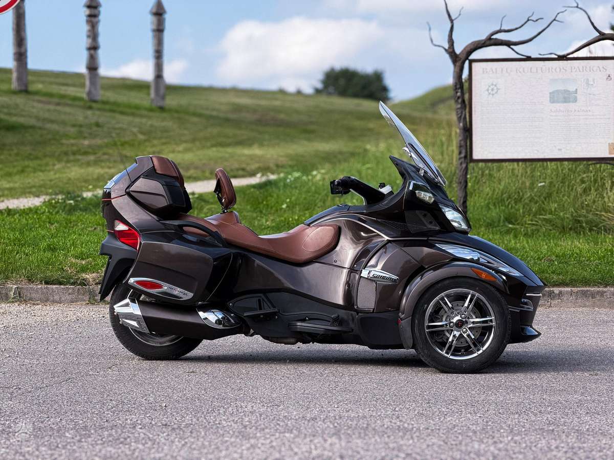 Can-Am Spyder 1000cc, трициклы