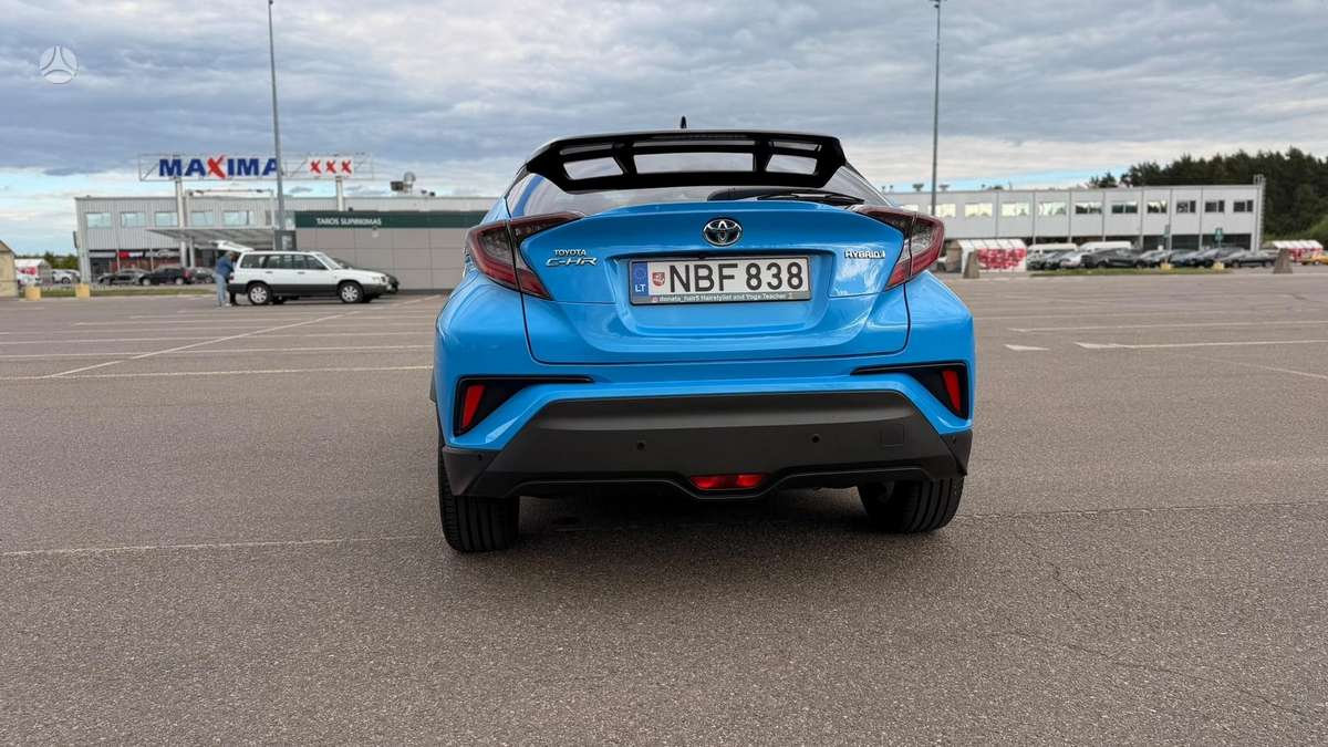 Toyota C-HR - 8