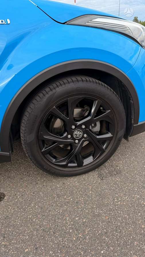 Toyota C-HR - 10