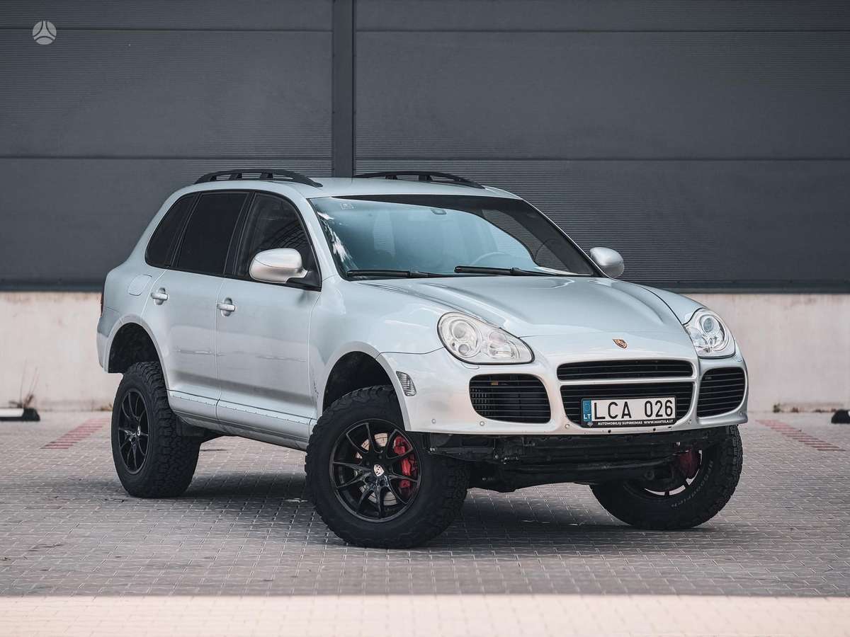 Porsche Cayenne - 4