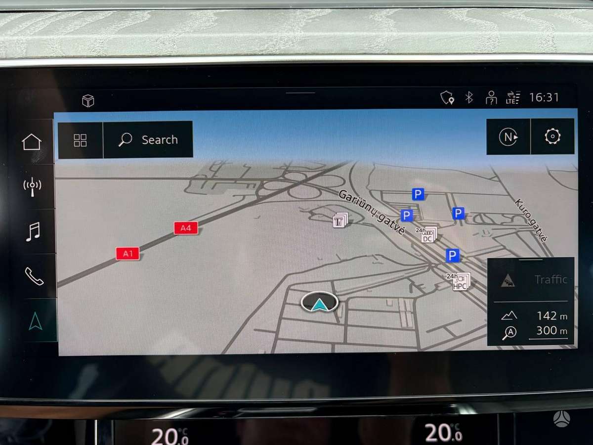 Audi e-tron, 95 kWh, off-road / crossover