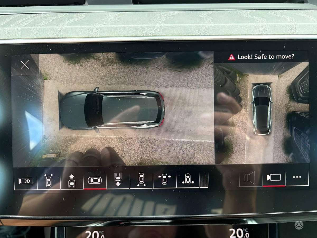 Audi e-tron, 95 kWh, off-road / crossover