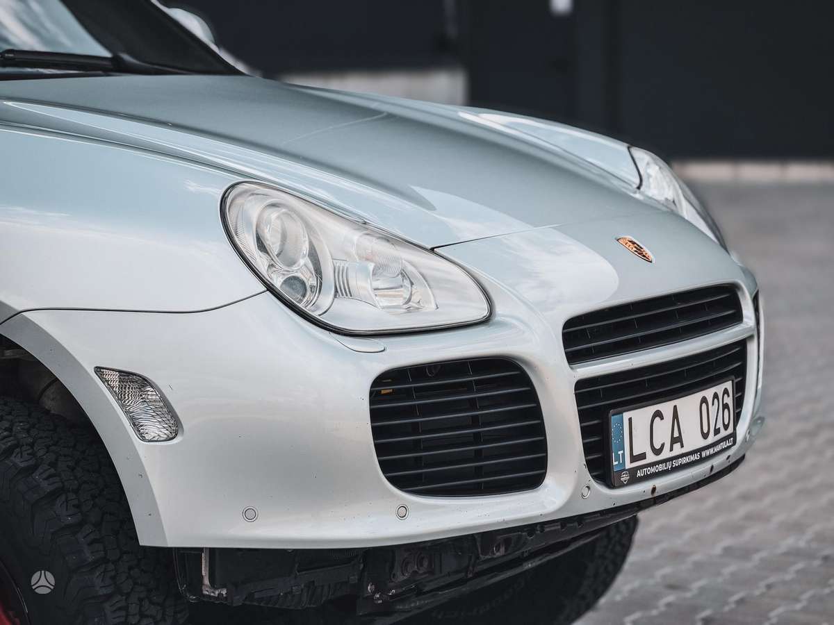 Porsche Cayenne - 11