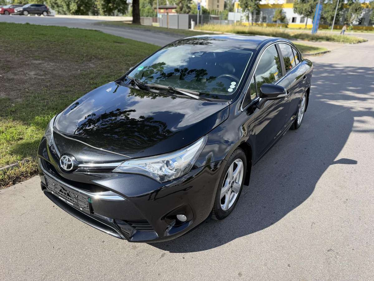 Toyota Avensis - 4