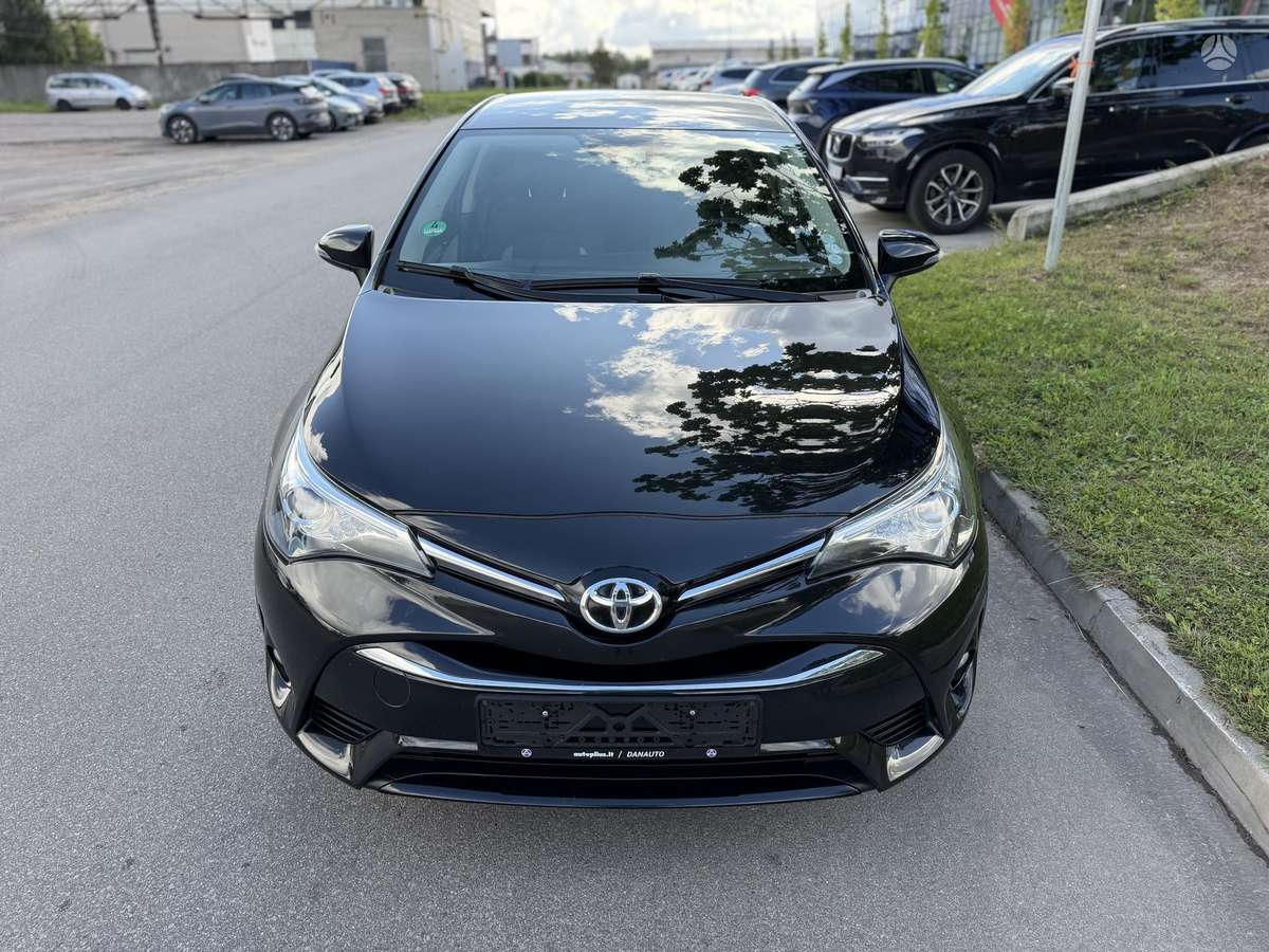 Toyota Avensis - 6