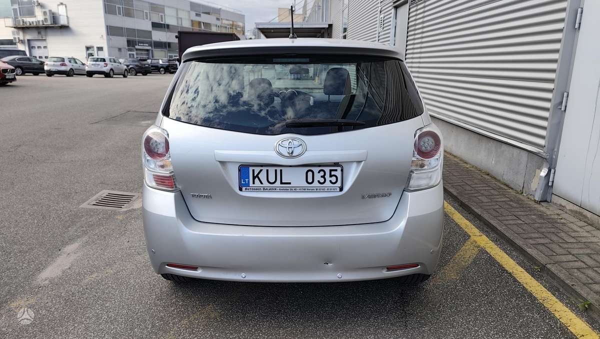 Toyota Verso - 9