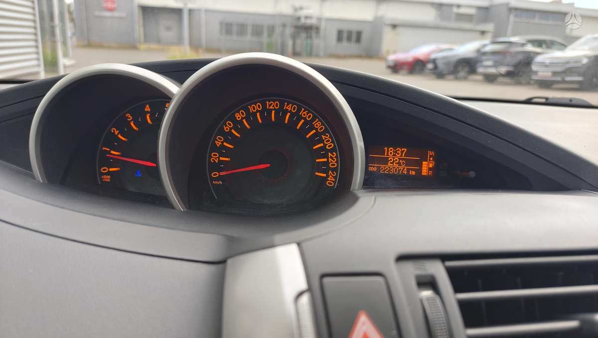 Toyota Verso, 2.0 l., Минивэн
