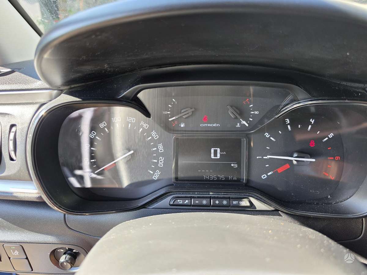 Citroen C3, 1.2 l., hatchback