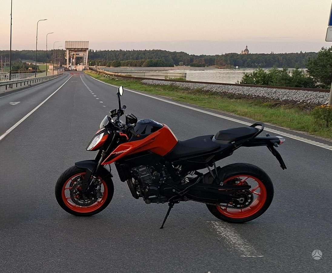 KTM Duke 790cc, street / classic