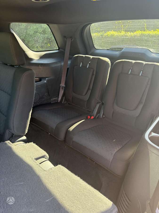 Ford Explorer, 3.5 l., off-road / crossover