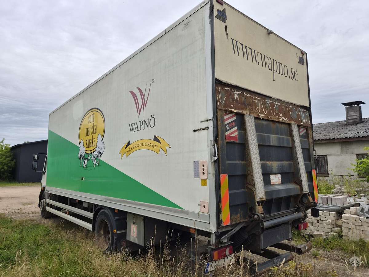 Volvo FL290, refrigerated trucks