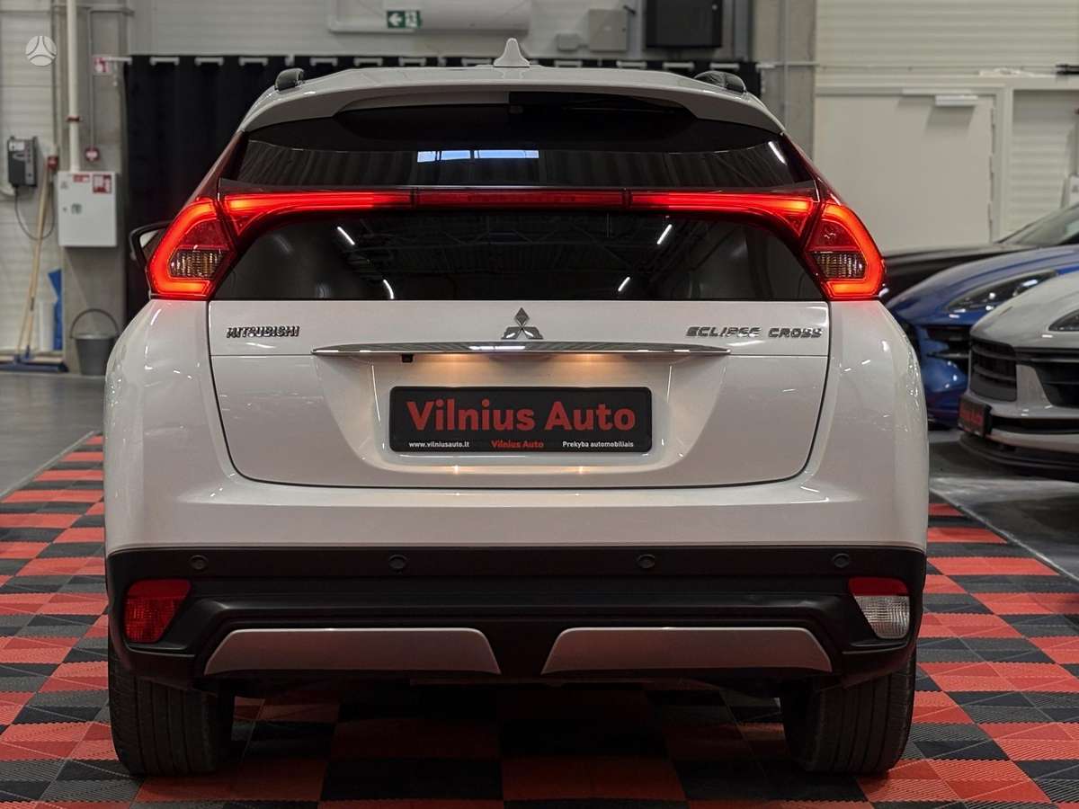 Mitsubishi Eclipse Cross, 1.5 l., off-road / crossover