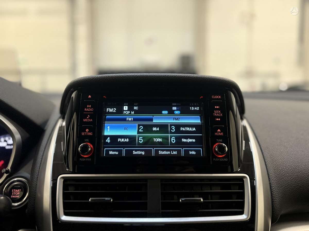 Mitsubishi Eclipse Cross, 1.5 l., off-road / crossover