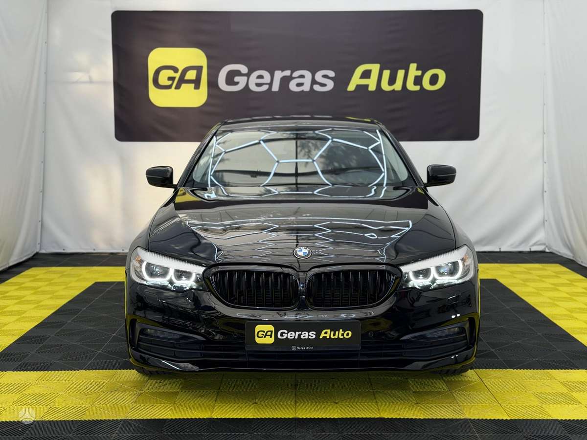 BMW 518, 2.0 l., Седан