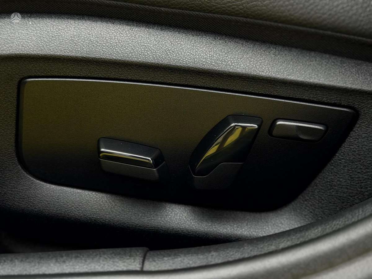 BMW 518, 2.0 l., Седан