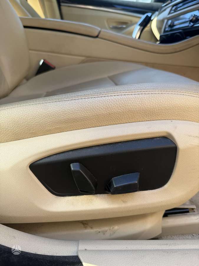BMW 520, 2.0 l., Седан