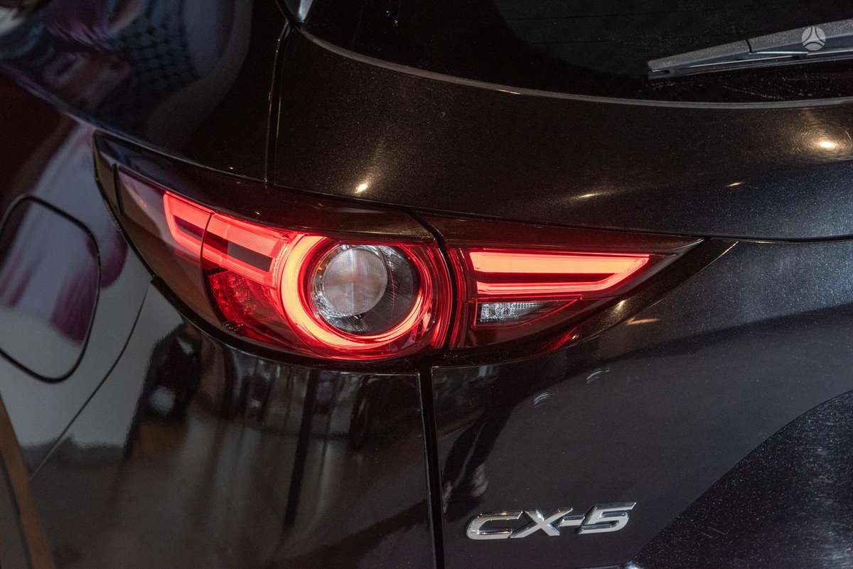 Mazda CX-5, 2.0 l., off-road / crossover