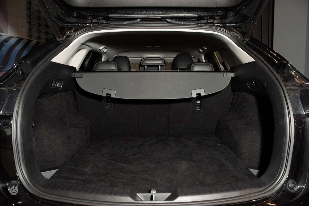 Mazda CX-5, 2.0 l., off-road / crossover
