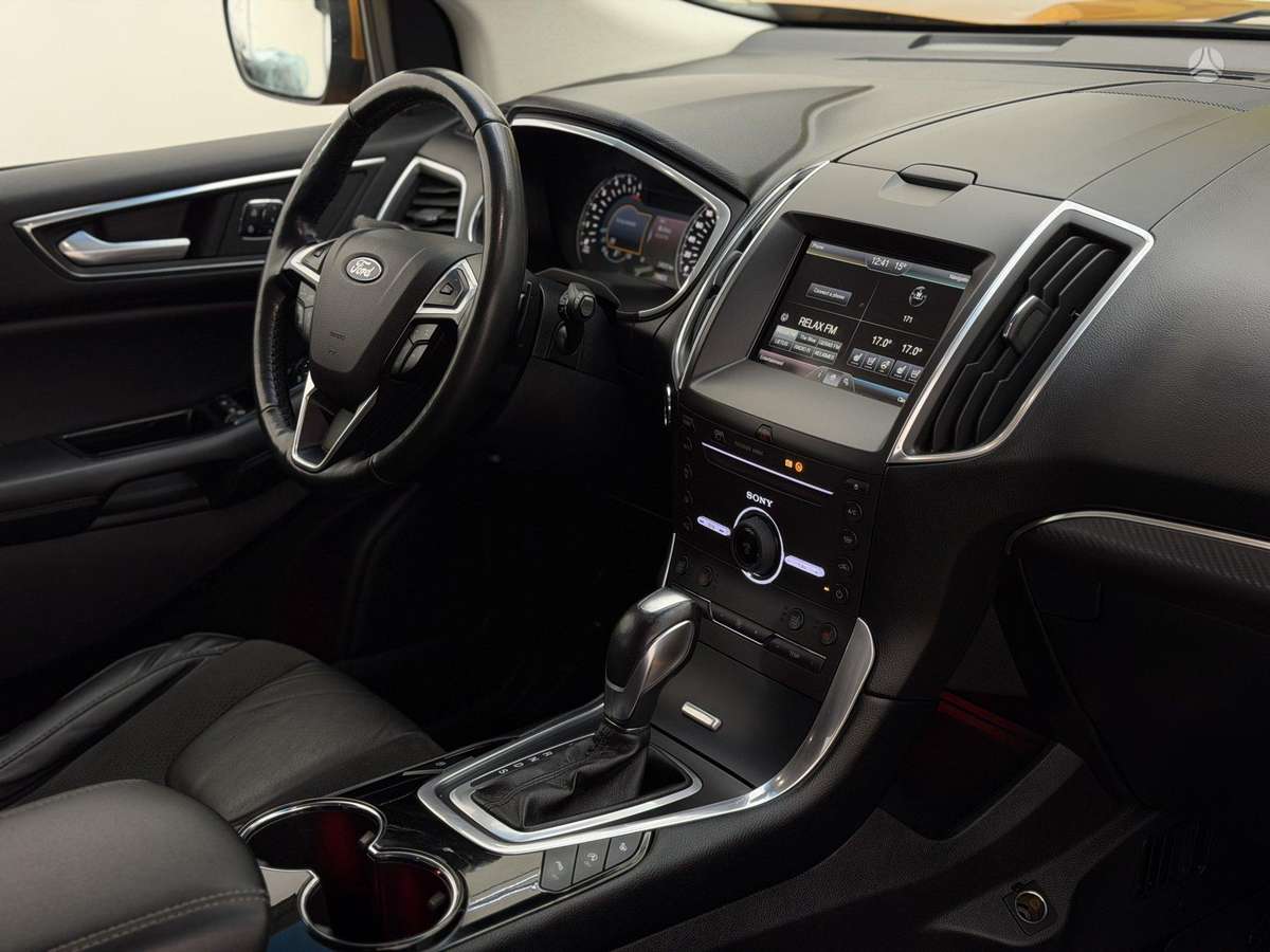 Ford Edge, 2.0 l., off-road / crossover