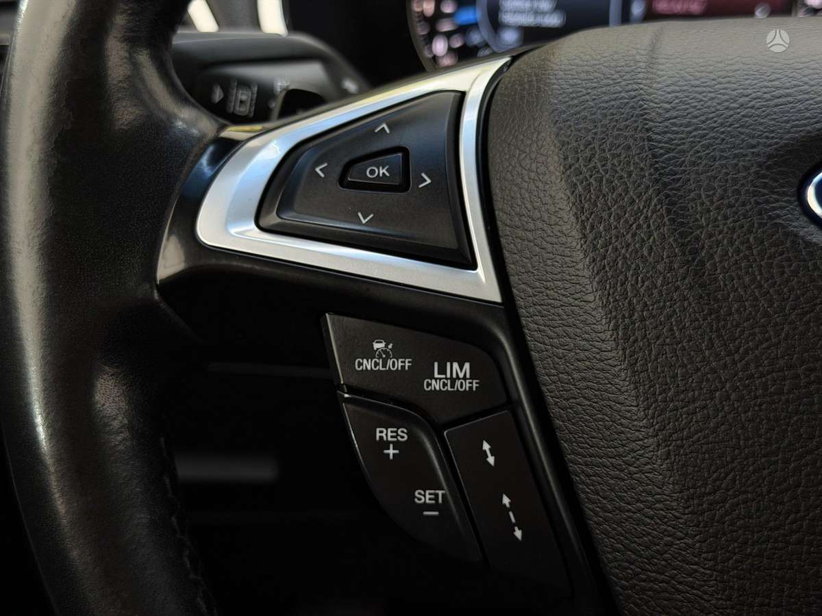 Ford Edge, 2.0 l., off-road / crossover