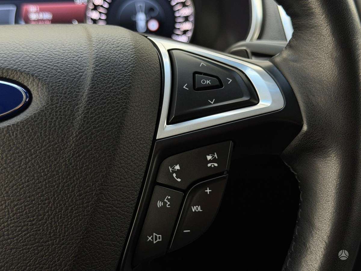 Ford Edge, 2.0 l., off-road / crossover