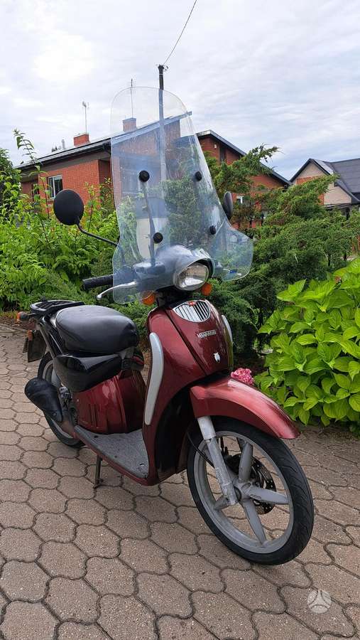 Aprilia Scarabeo 49cc, scooters / mopeds
