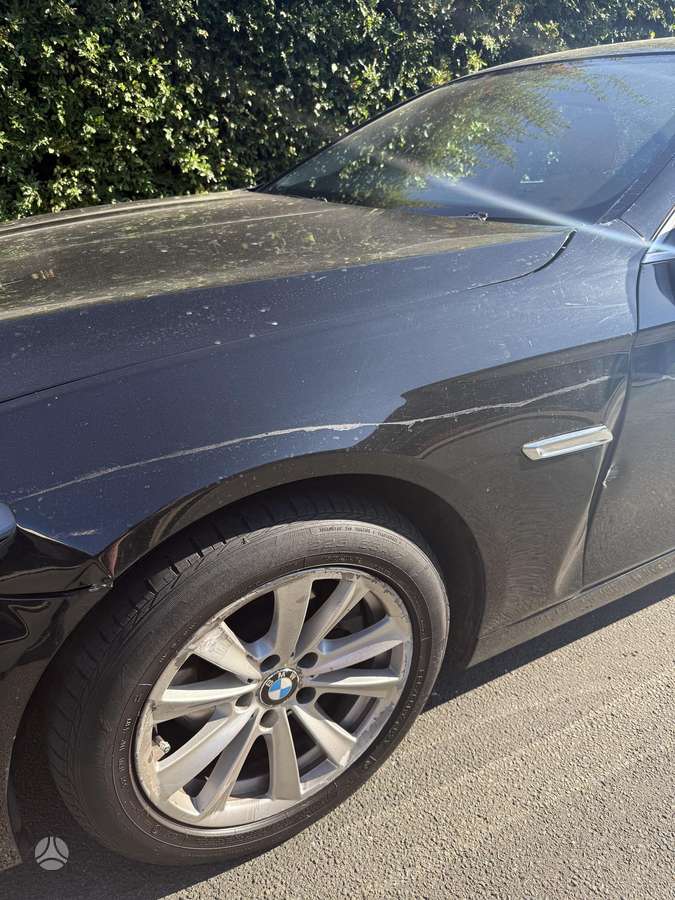 BMW 520, 2.0 l., Седан