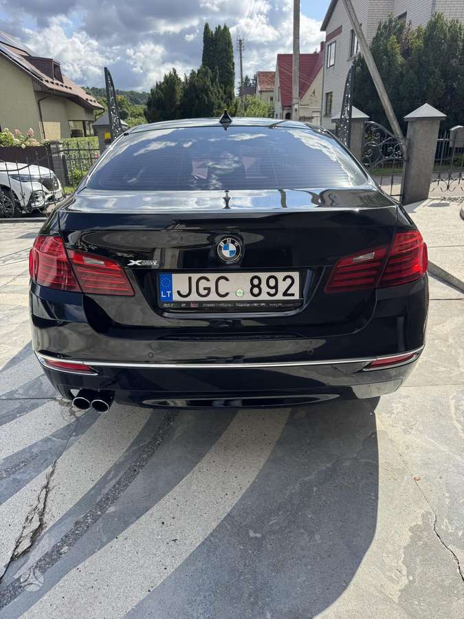 BMW 520, 2.0 l., Седан