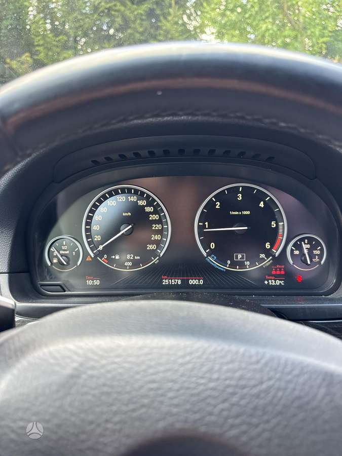 BMW 520, 2.0 l., Седан
