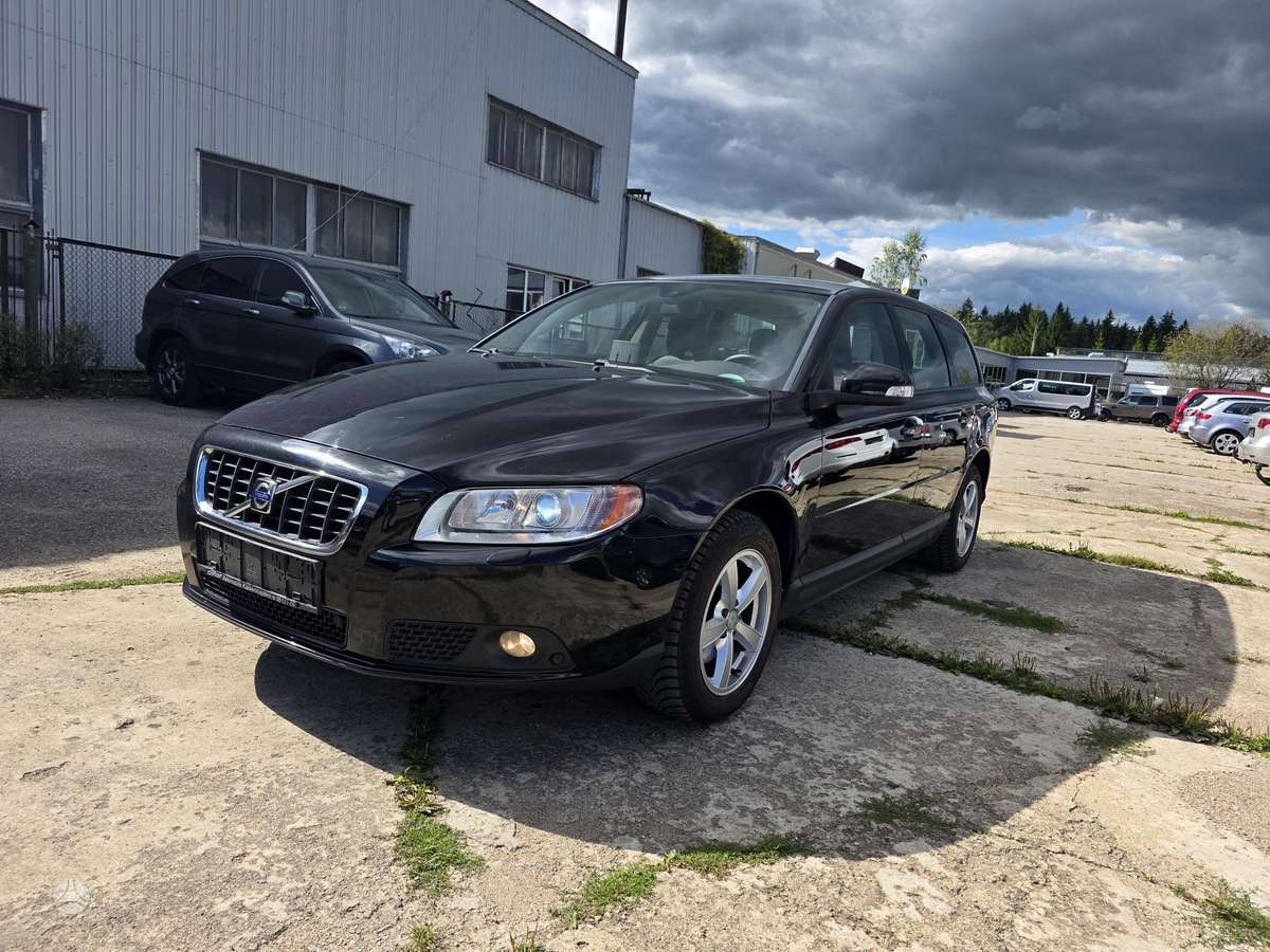 Volvo V70, 2.0 l., Универсал