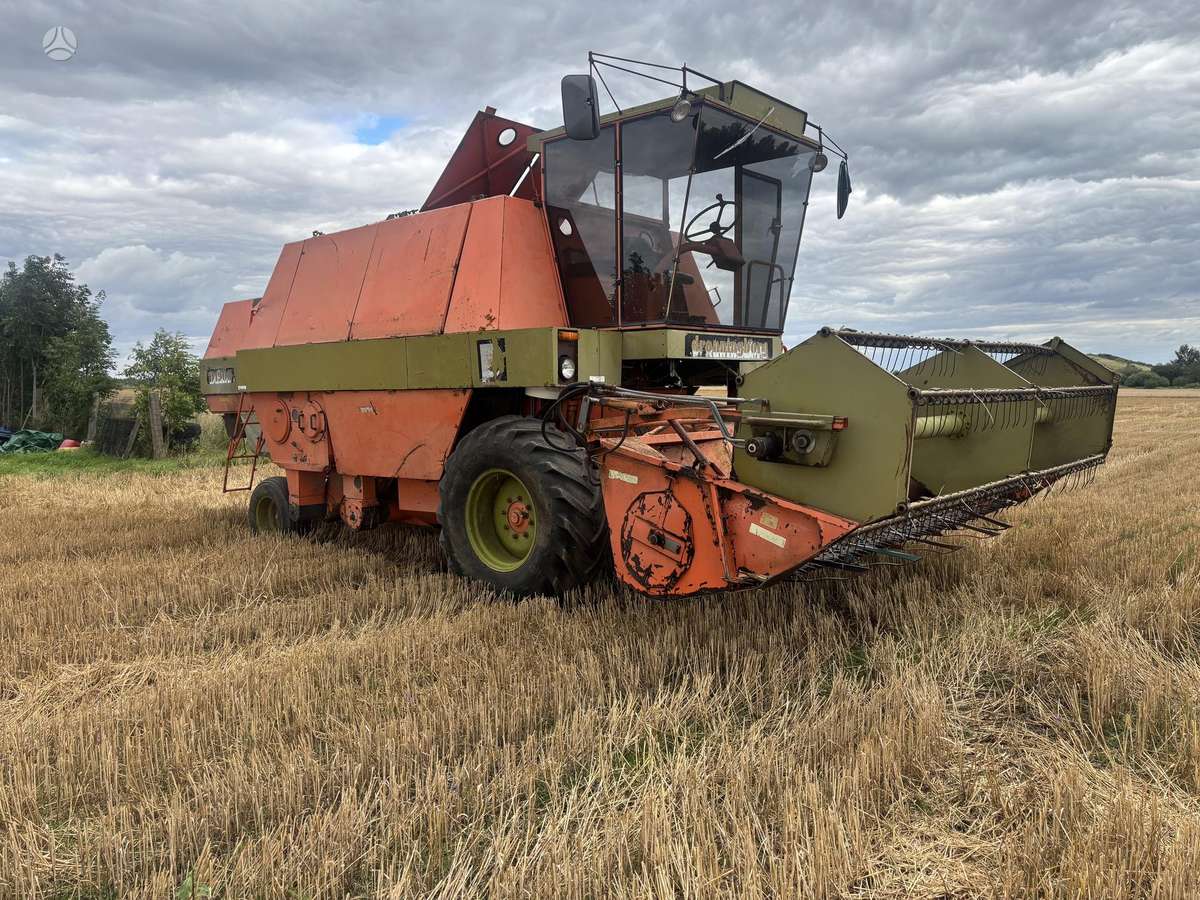 Dronningborg 1900, combine harvesters